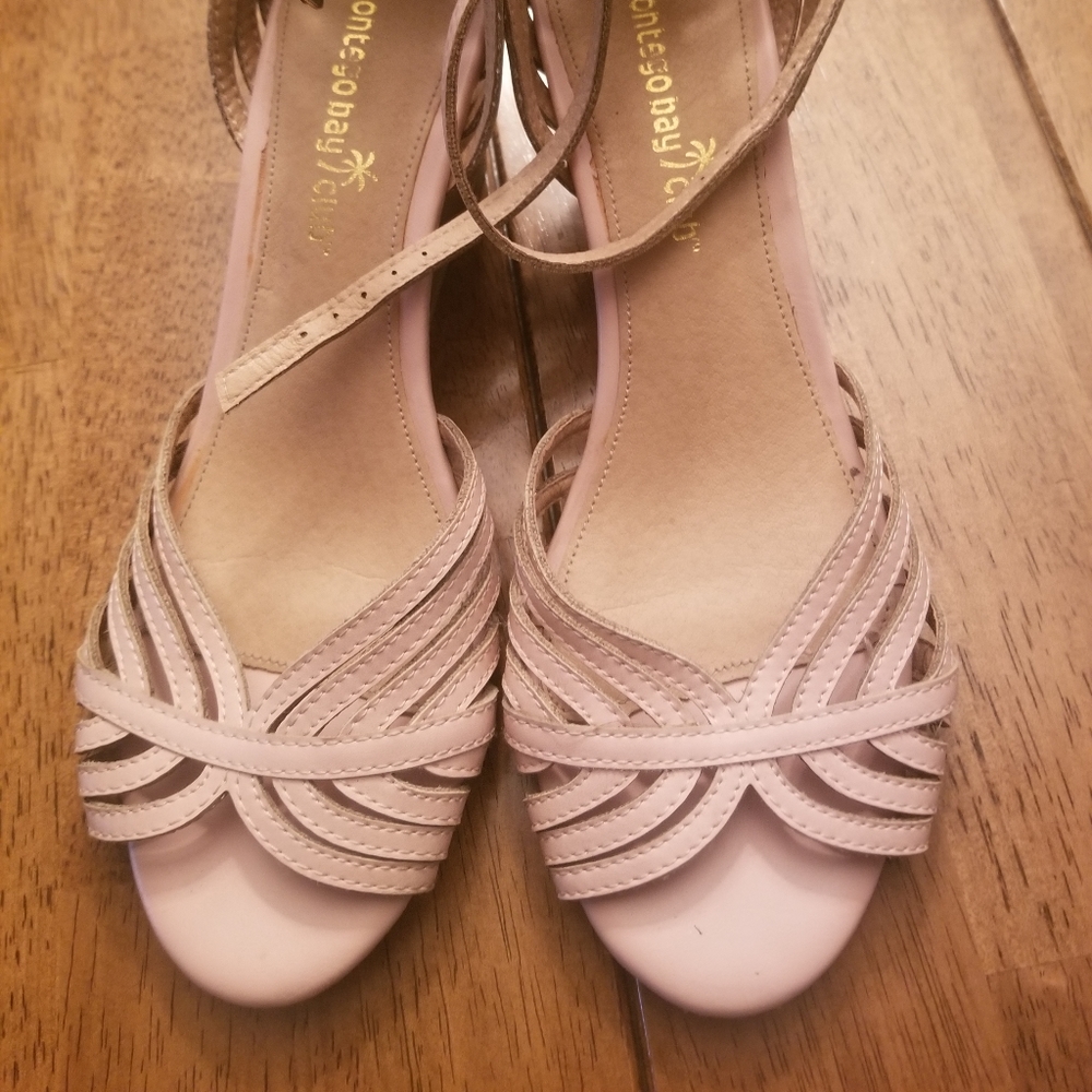 Women wedges